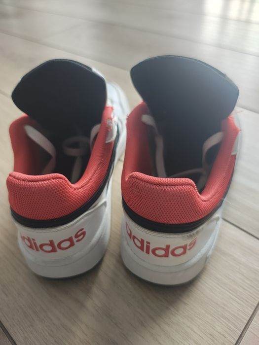 Adidas Hoops 39 1/3 25 cm
