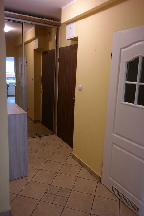 Przestronne mieszkanie do wynajęcia - 2 pokoje z dużym balkonem!