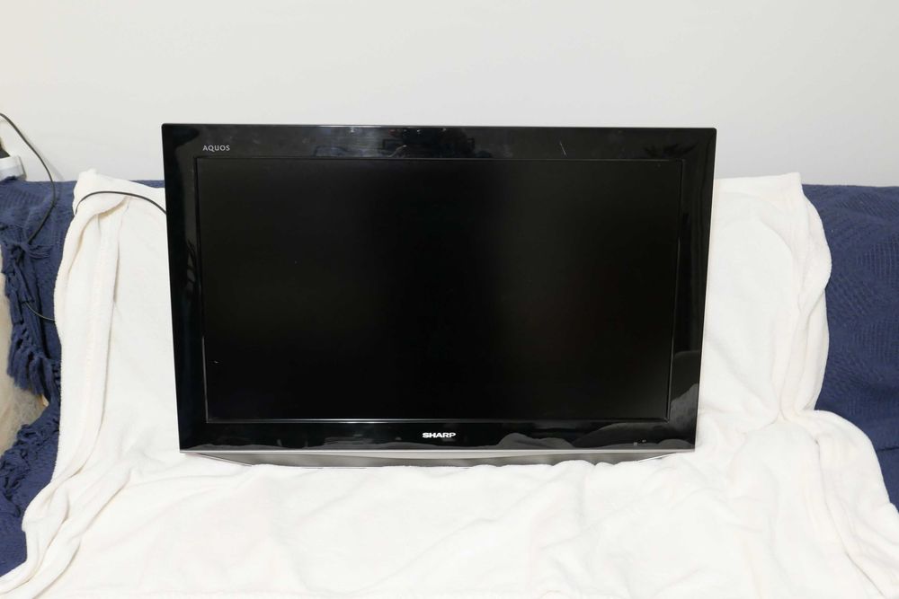 Telewizor Sharp Aquos 31'' BDB Rzeszów, sprawny