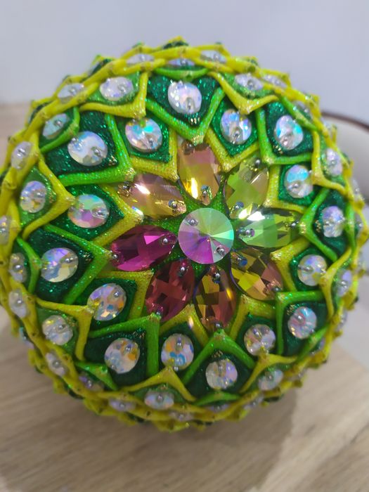 Bombka styropianowa ze szkiełkami 17 cm