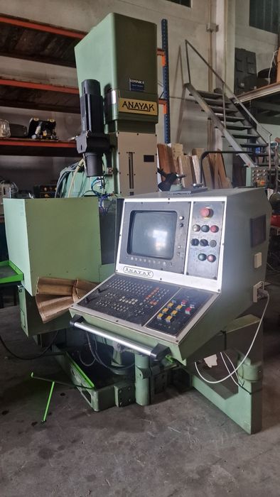 Fresadora cnc anayak cursos x760..y350..z350