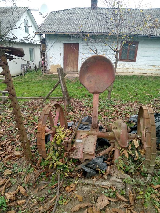 Кінська косарка та до трактора