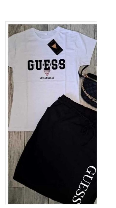 S,M-WYPRZEDAŻ! Zestaw damski Bluzka ze spódniczką.