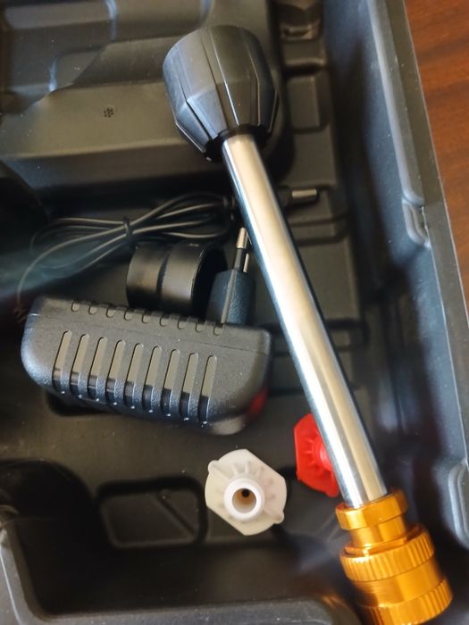 Maquina de limpeza de carros