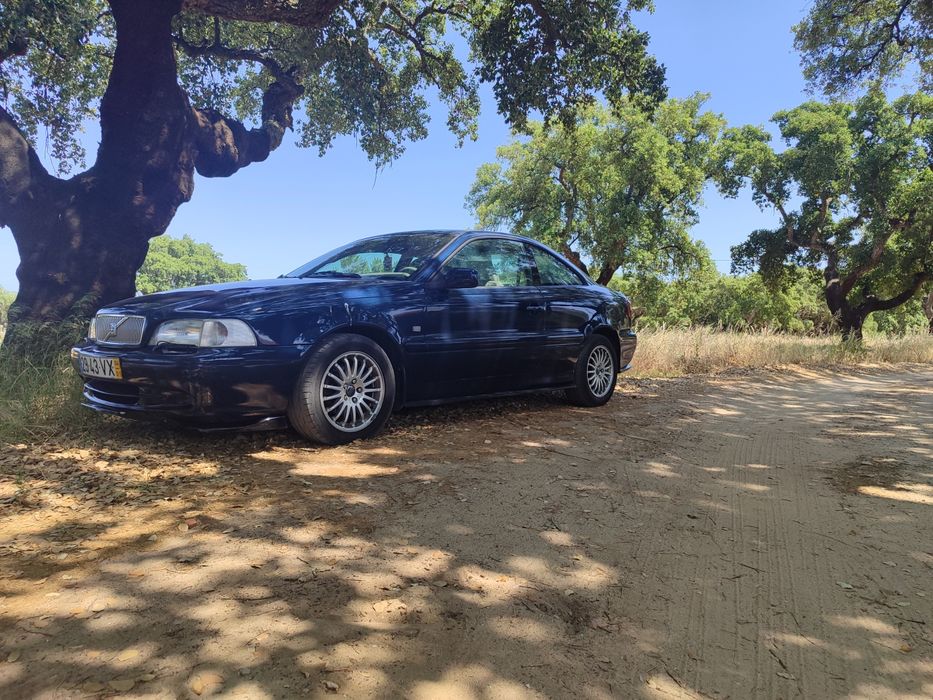 Volvo c70 2.0 136mil km — photo 2