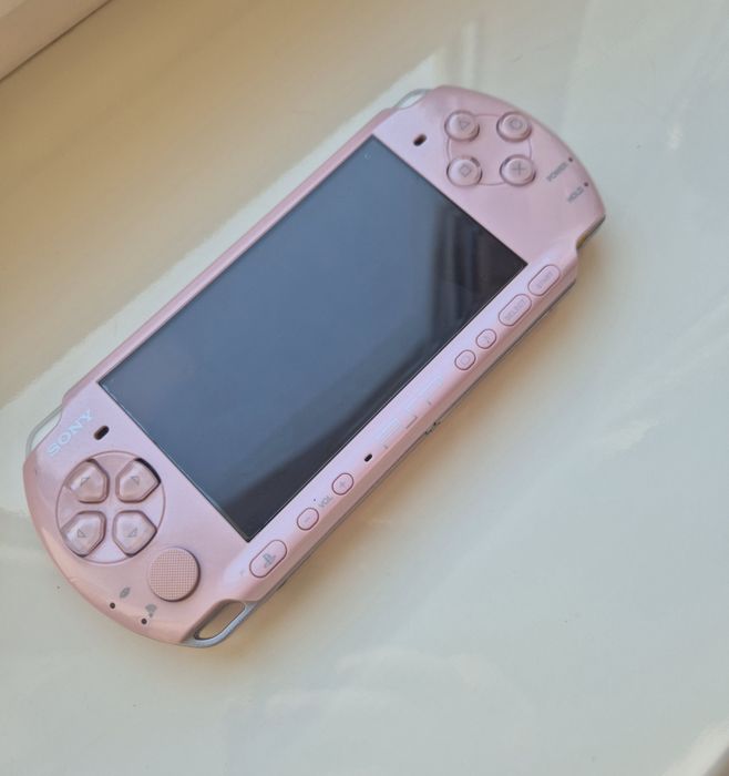 Psp 3000 pink 32 gb