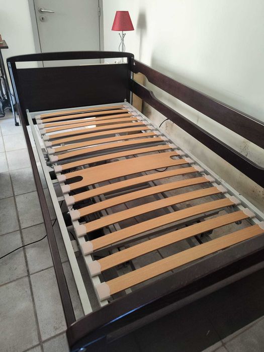 Cama eletrica articulada