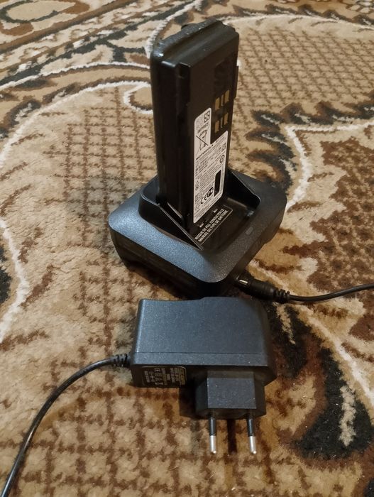 Аккумуляторная батарея, и зарядка