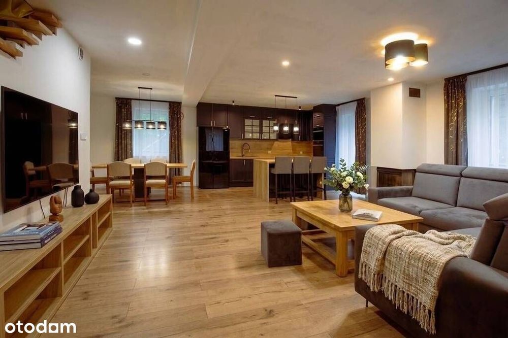 Mieszkaj i prowadź biznes! Dom 250m² + Hala 150m²