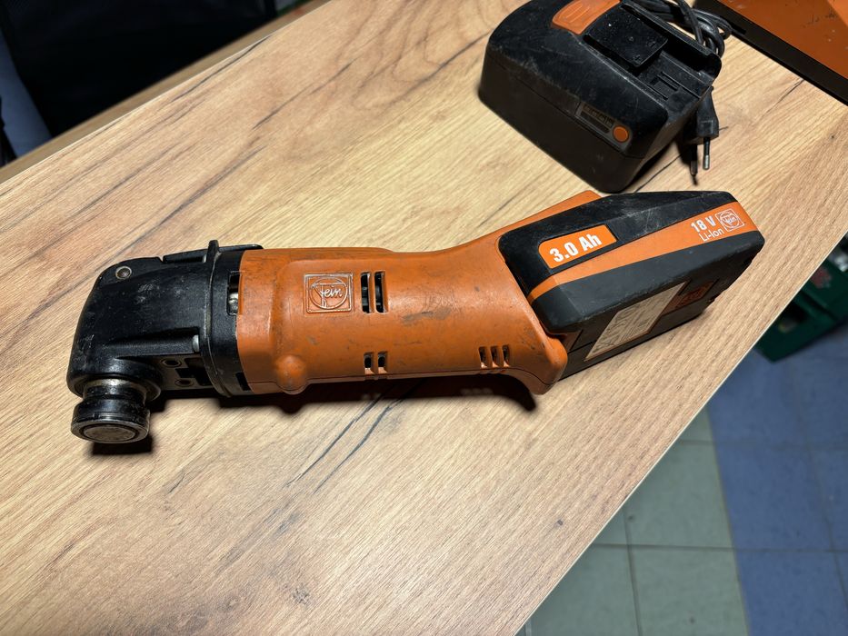 Akumulatorowe oscylacyjne narzędzie wielofunkcyjne FEIN Multimaster