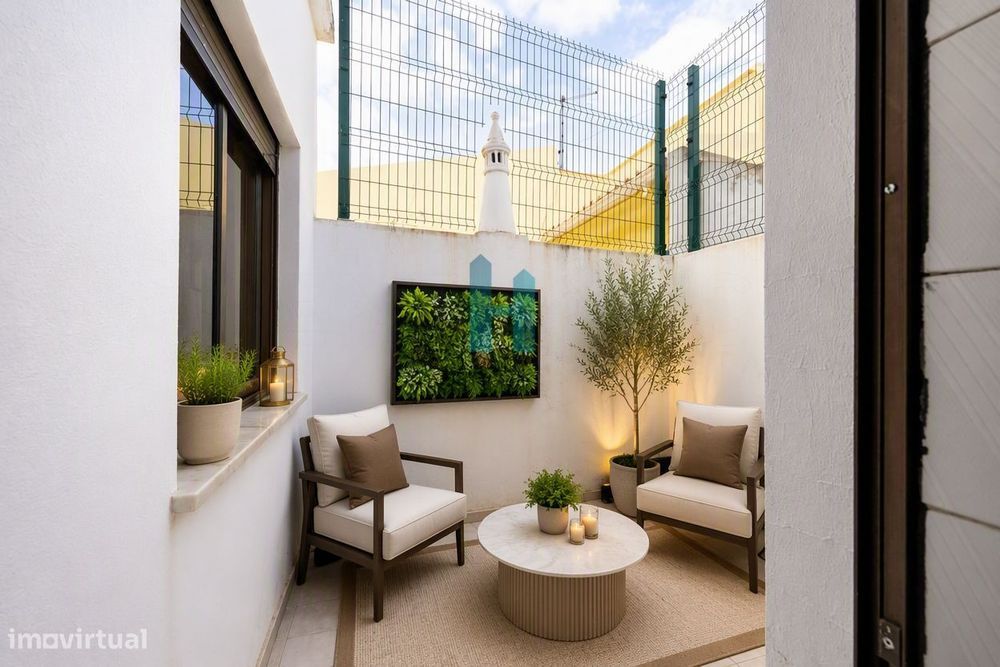 Andar de Moradia T3 com Terraço e Varanda em Montes de Alvor, Portimão