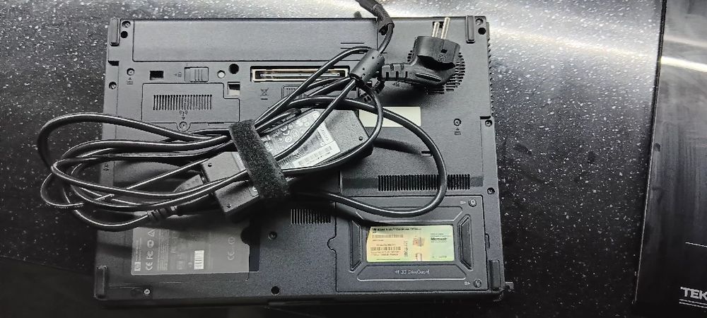Selling HP Computer64862452267779123