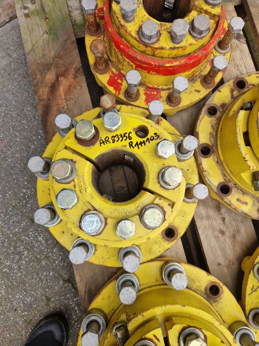 Felga piasta  R127282, R111103, R124249 John deere fendt