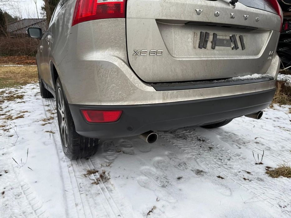 zderzak tyl tylny volvo xc60 pdc kompletny 484 2x wydech