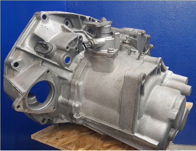 skrzynia biegów VW Transporter T4 2.5 102 km DXZ AFK