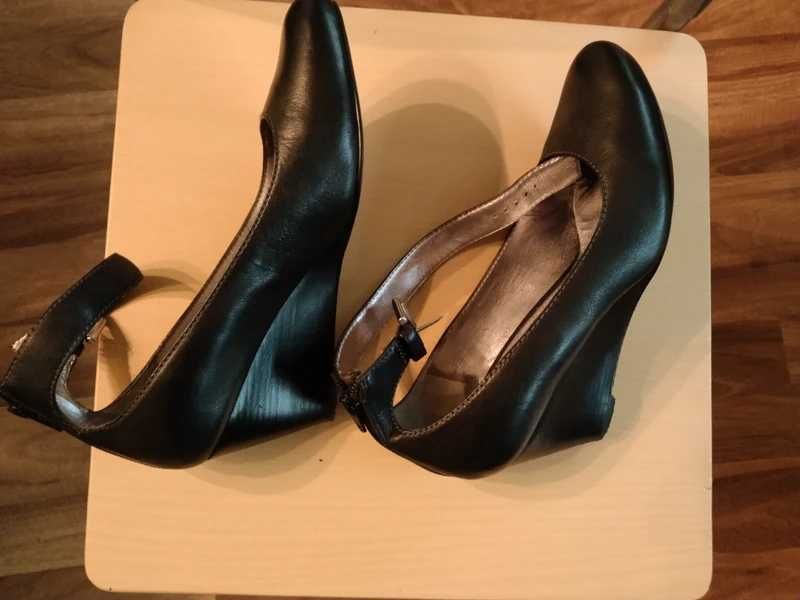 Ecco buty damskie R. 39