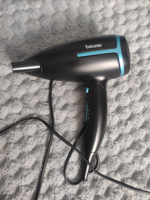 Suszarka do włosów składana rączka 1600 W