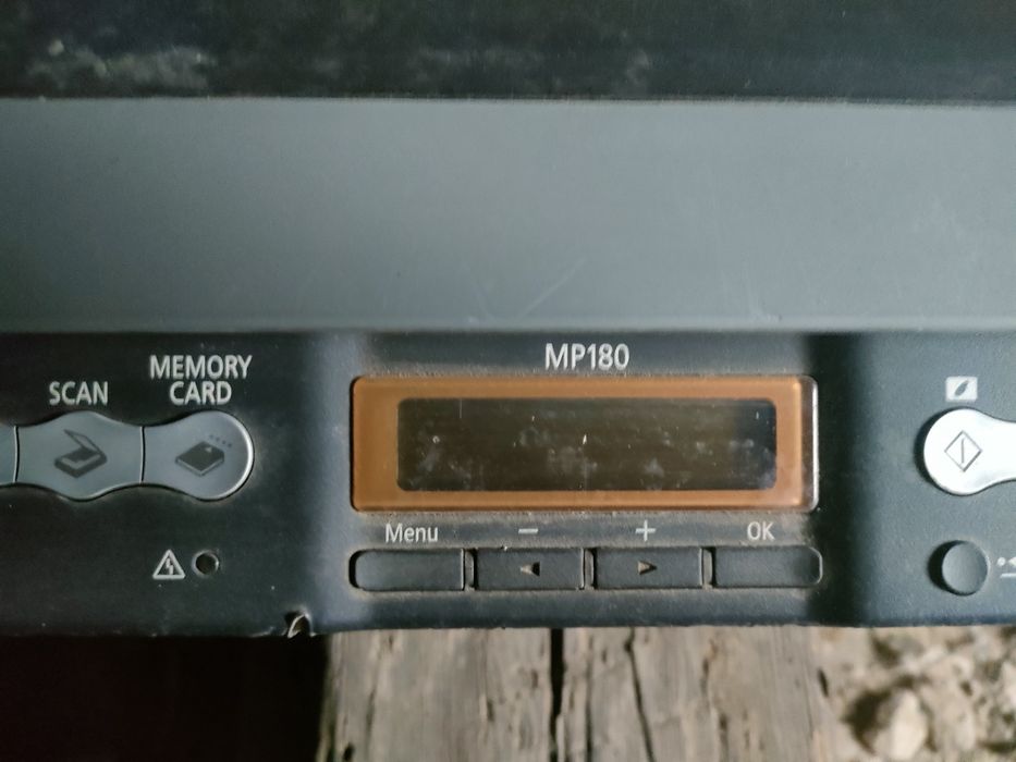 drukarka wielofunkcyjna Canon Pixma MP180.