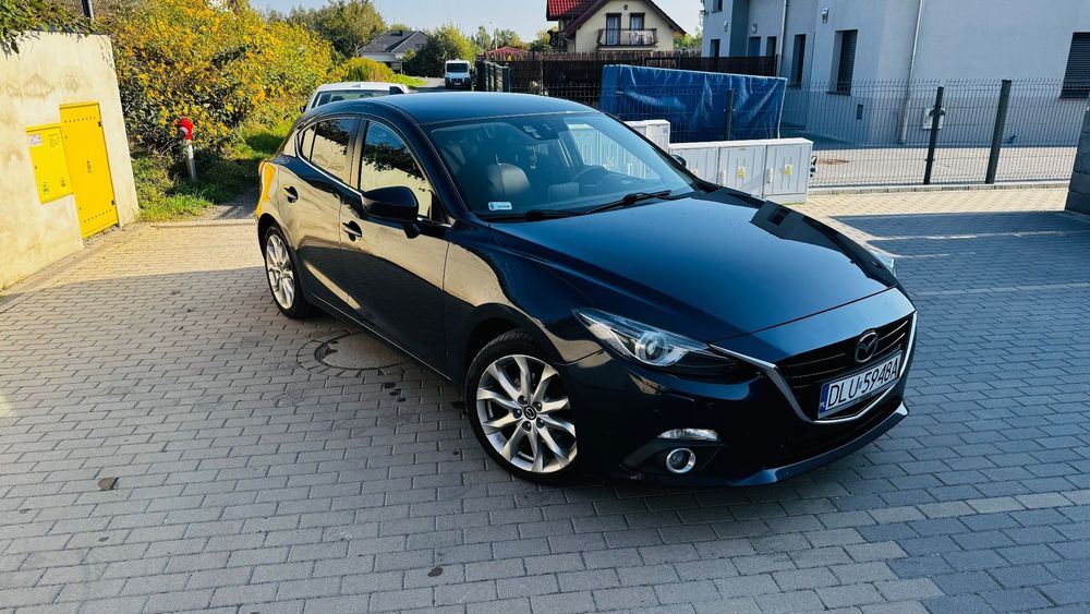 Mazda 3