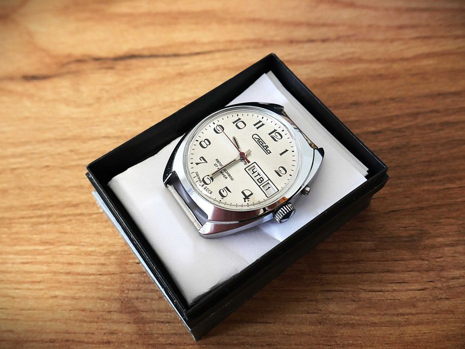 Новые часы Слава 2427 ссср