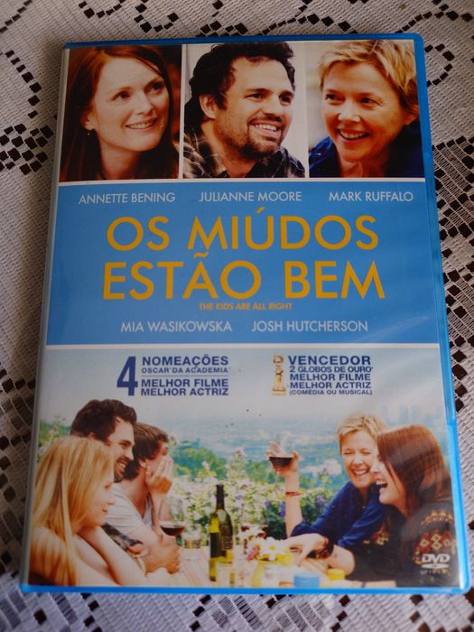 DVD "Os Miúdos Estão Bem"