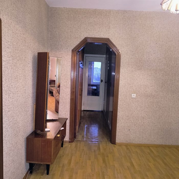 Здам квартирув центрі міста вул.Гетьмана Полуботка,б. 84