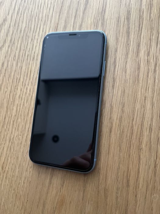 Iphone XR 64gb в ідеальному стані.