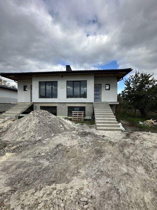 Продаж 3-кім. будинку 100 м.кв., Розтермінування