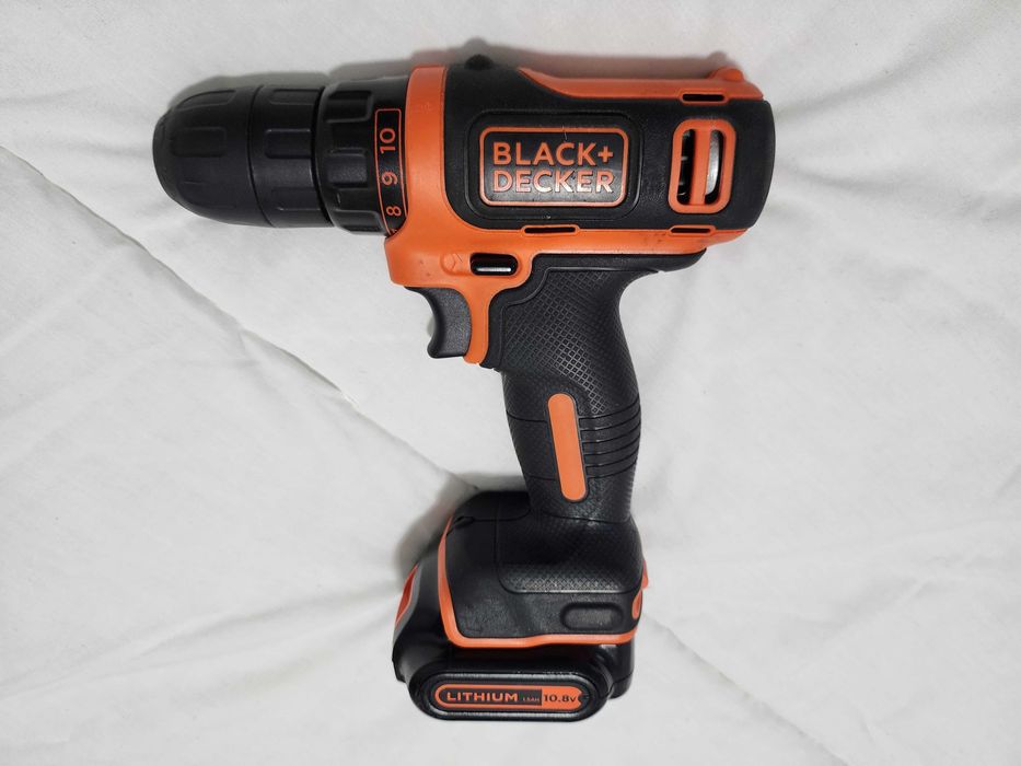 Berbequim/Aparafusadora Black + Decker 10.8V