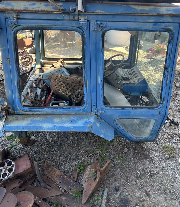 Кабіна мтз велика