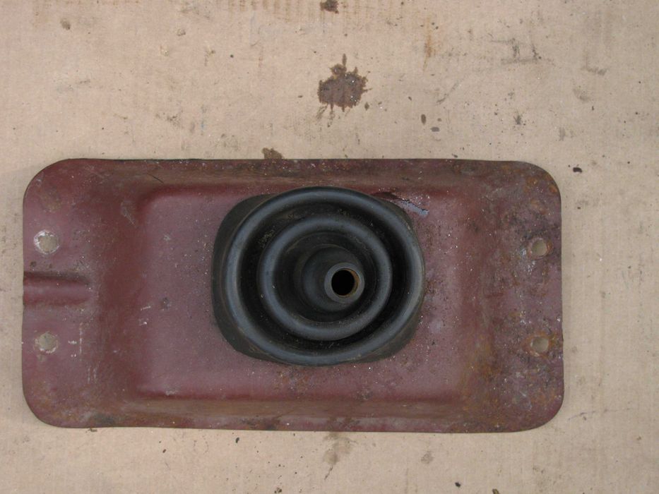 {{} Запчасти Кулиса - рычаг ручного тормоза на Москвич 2140