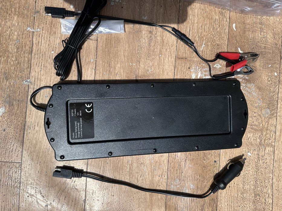 Авто сонячна батарея