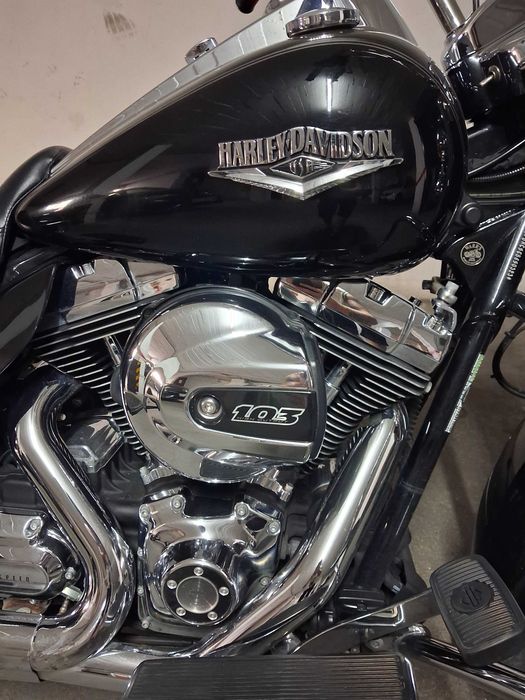 Harley-Davidson Road King 103