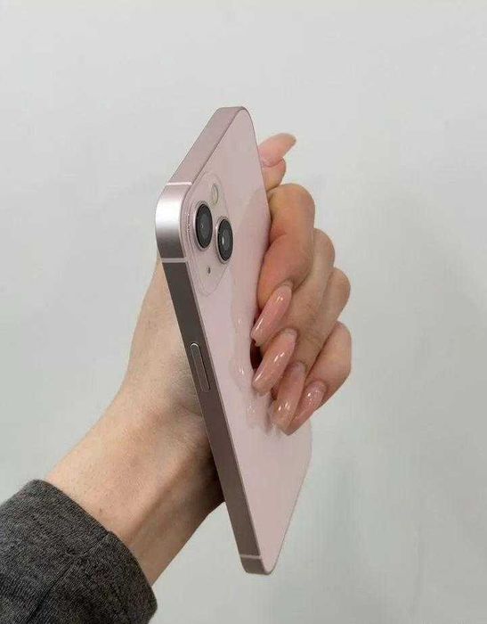 iPhone 13, 256 ГБ