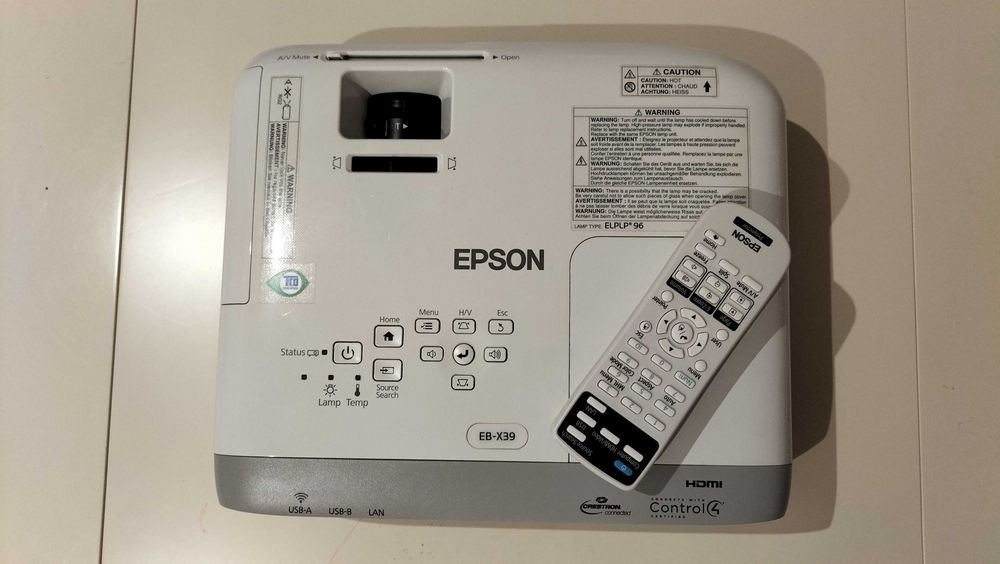 Projektor EPSON - bardzo dobry stan