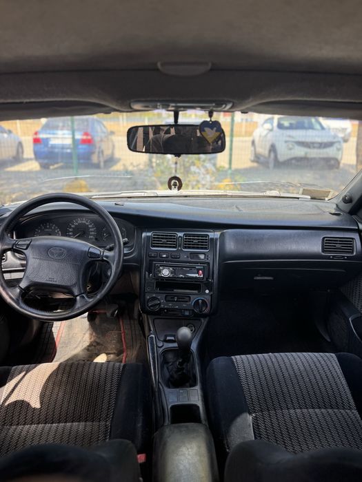 Toyota Carina E.