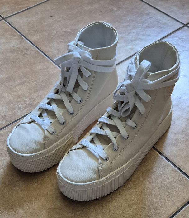 Buty  Bershka 38