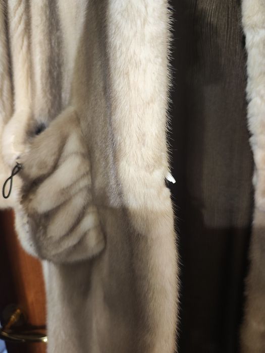 Натуральна шуба з норки  48р.