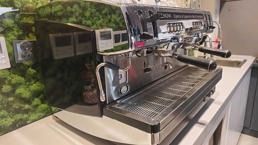 ekspres do kawy 2 kolbowy