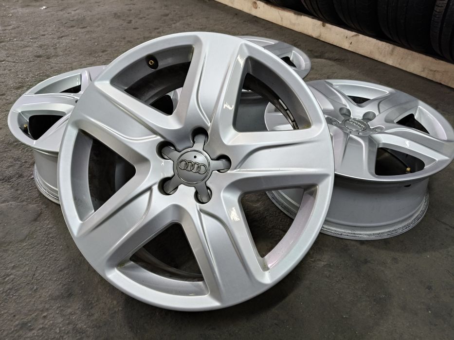 Легкосплавні диски 5 112 R18 AUDI титани Р18