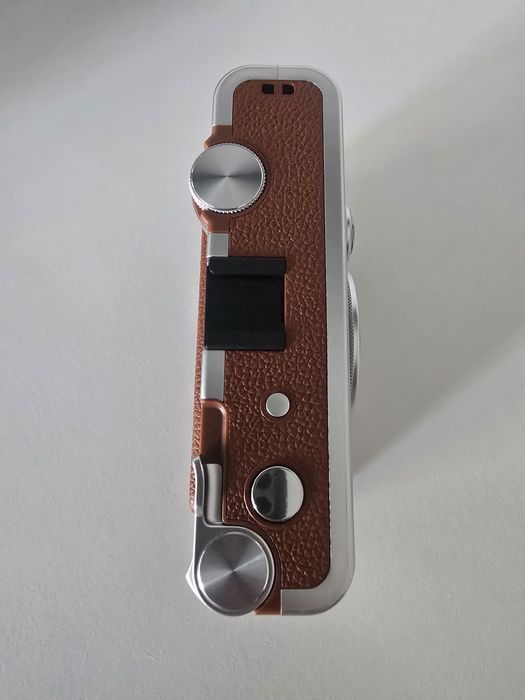 Instax Mini EVO Brown