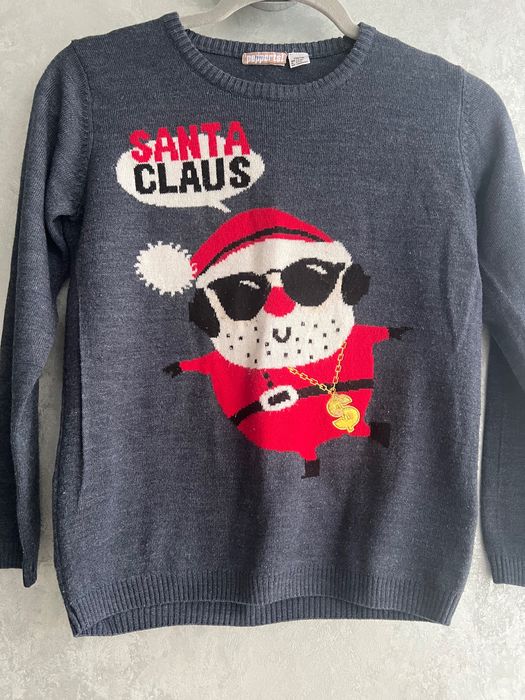 Класний новорічний светрик 134/140 розмір