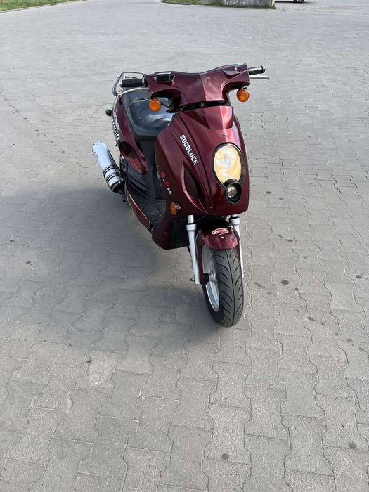 Продам скутер Viper