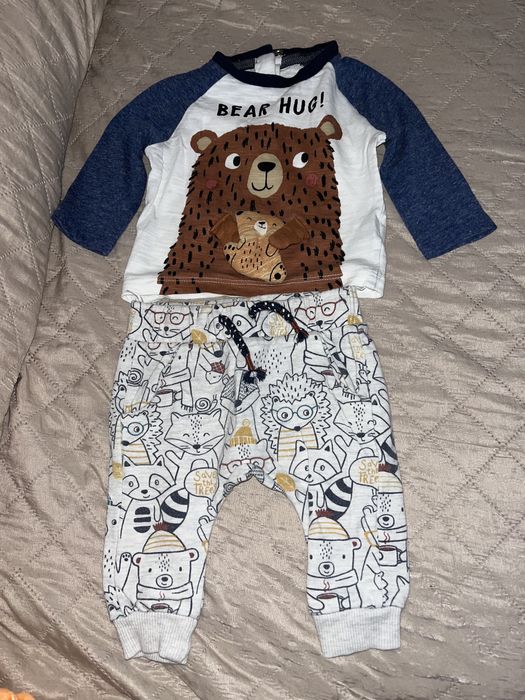 Roupas de bebés em bons condições