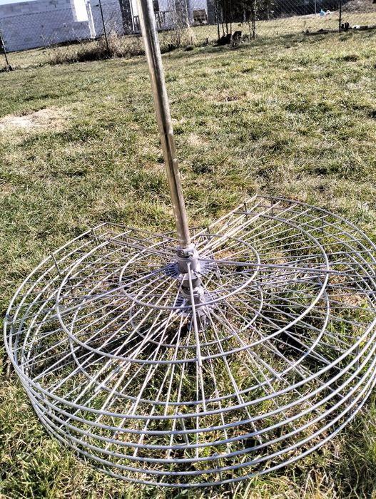 Cargo metalowe obrotowe