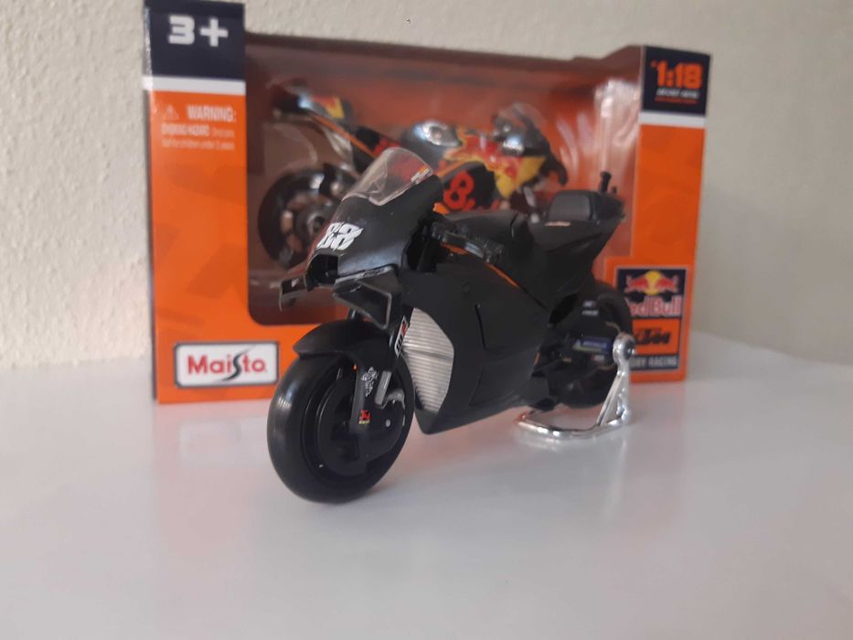 1 18 moto GP - KTM preta -Miguel Oliveira