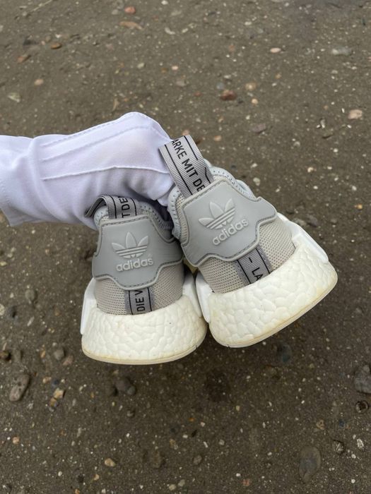 Кросівки Adidas NMD R1 Runner