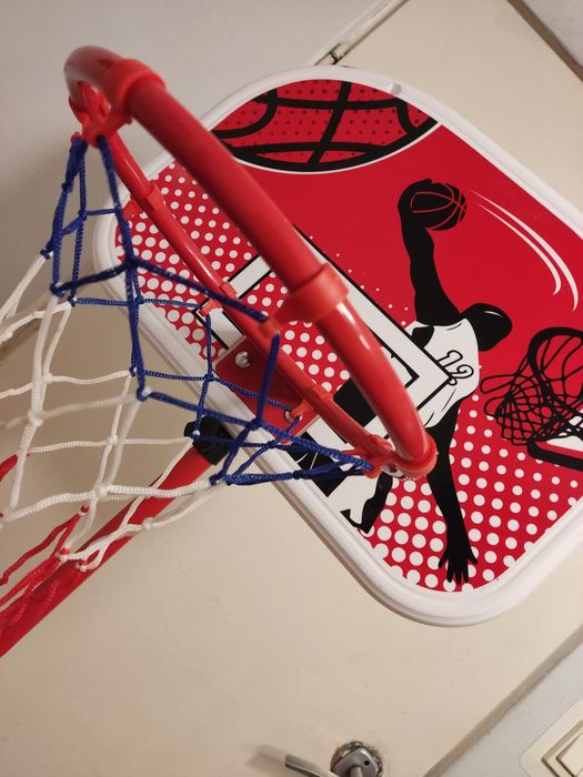 Kosz do gry w koszykówkę