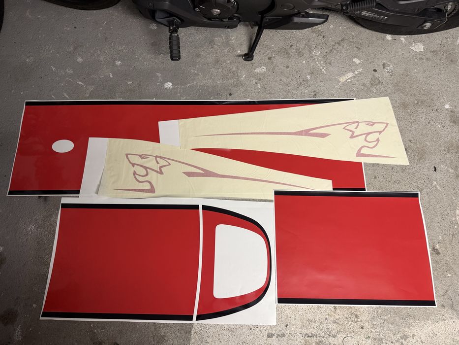 Naklejki le mans series peugeot 207