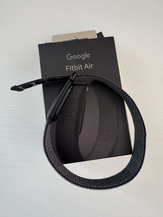 Фітнес-браслет Google Fitbit Air 2026